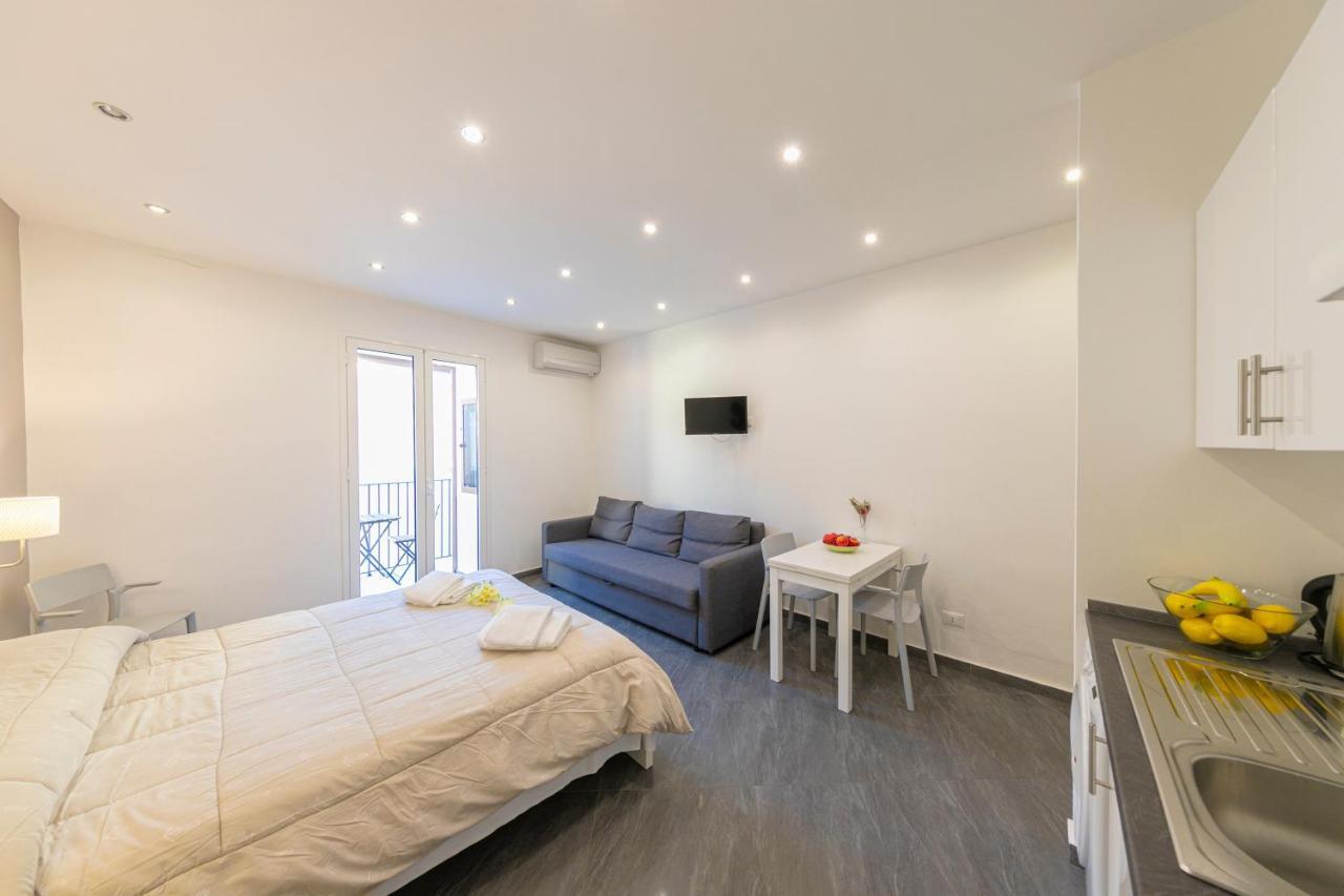 Kefa Holiday - Alle Torri Apartments Чефалу Екстериор снимка