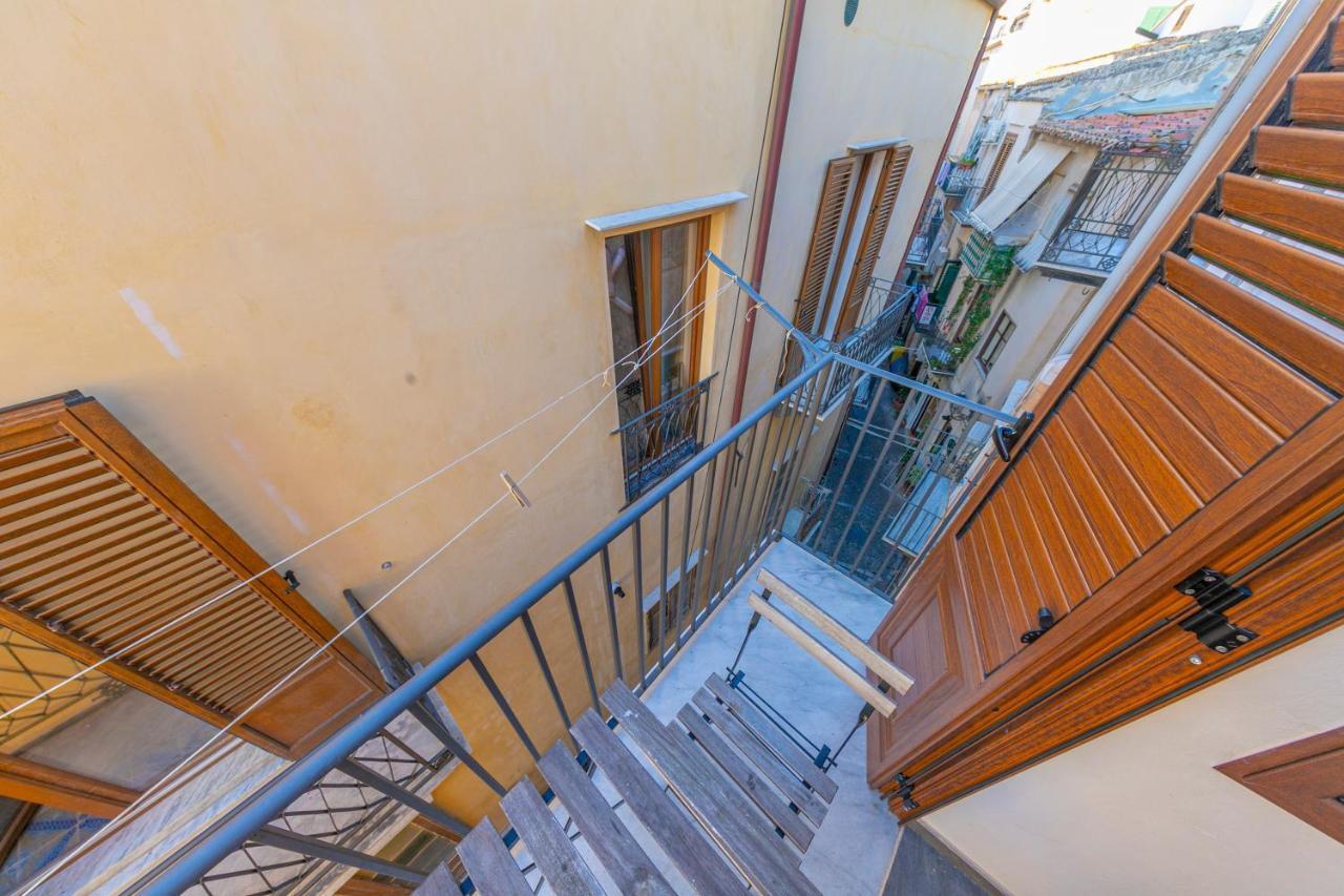 Kefa Holiday - Alle Torri Apartments Чефалу Екстериор снимка